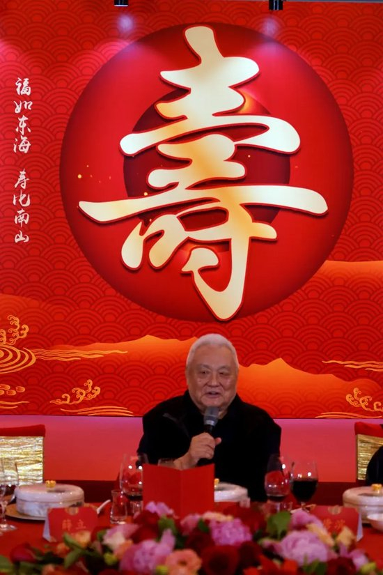 所以说也不是比较复杂的。案例展示