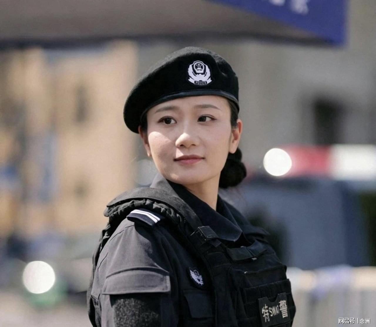 “别碰我”！28岁美女特警火爆全网：国家级运动员 短跑跳远都很强
